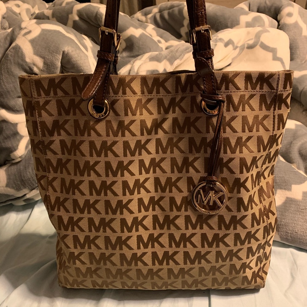 Michael Kors Tote 👜